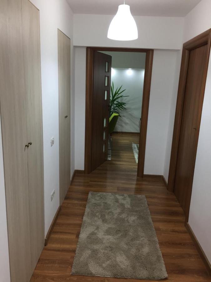 Roby Apartament Bucharest Exterior photo